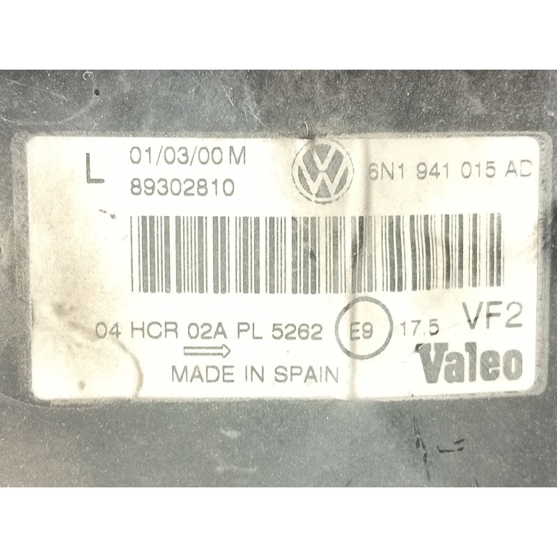 Recambio de faro izquierdo para volkswagen polo berlina (6n2) conceptline referencia OEM IAM   