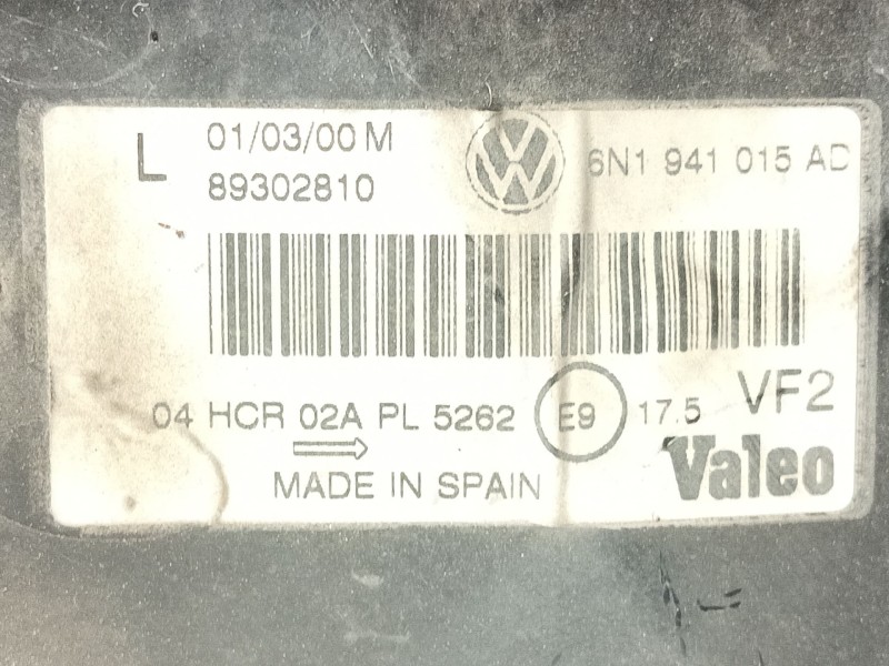 Recambio de faro izquierdo para volkswagen polo berlina (6n2) conceptline referencia OEM IAM   