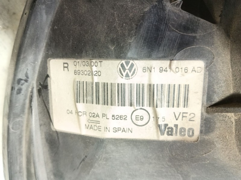 Recambio de faro derecho para volkswagen polo berlina (6n2) conceptline referencia OEM IAM   