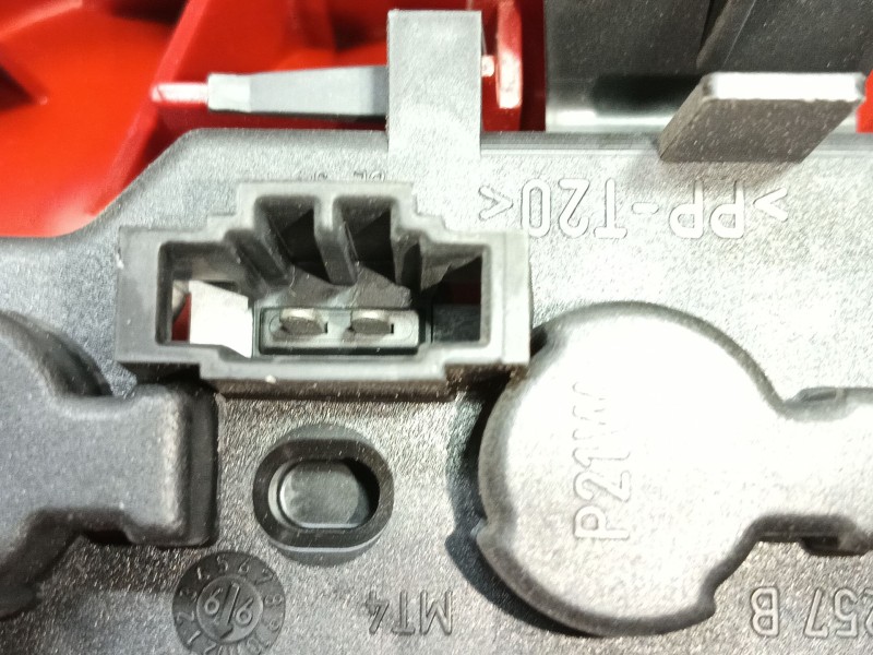 Recambio de piloto trasero derecho para volkswagen polo berlina (6n2) conceptline referencia OEM IAM   