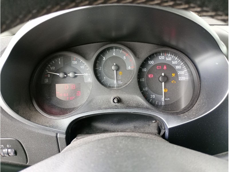 Recambio de cuadro instrumentos para seat leon (1p1) 1.9 tdi referencia OEM IAM   