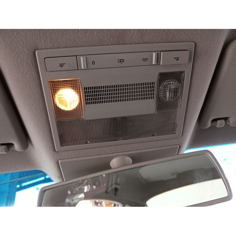 Recambio de luz interior para seat leon (1p1) 1.9 tdi referencia OEM IAM   