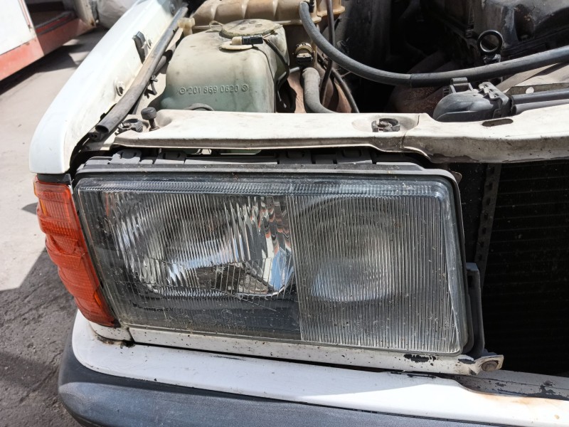 Recambio de faro derecho para mercedes-benz 190 (w201) d 2.0 (201.122) referencia OEM IAM   