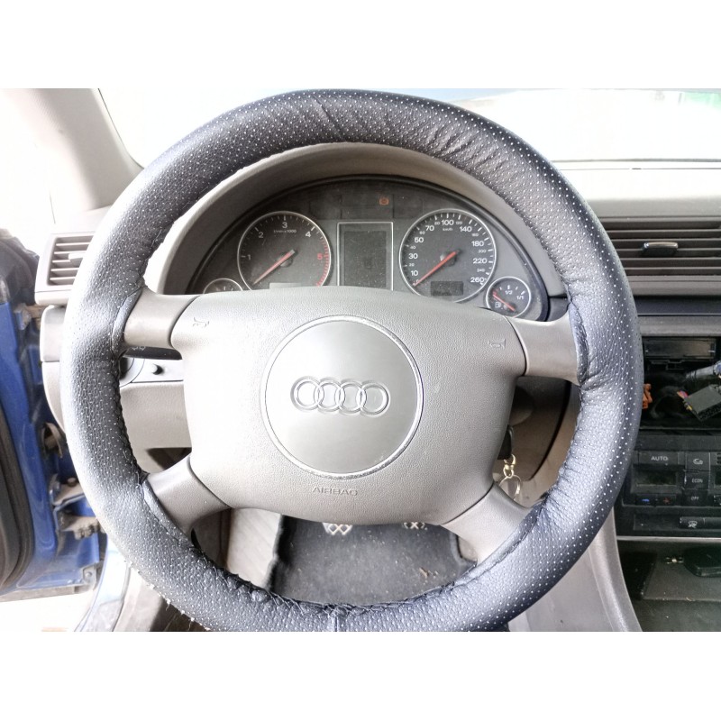 Recambio de volante para audi a4 b6 avant (8e5) 1.9 tdi referencia OEM IAM   