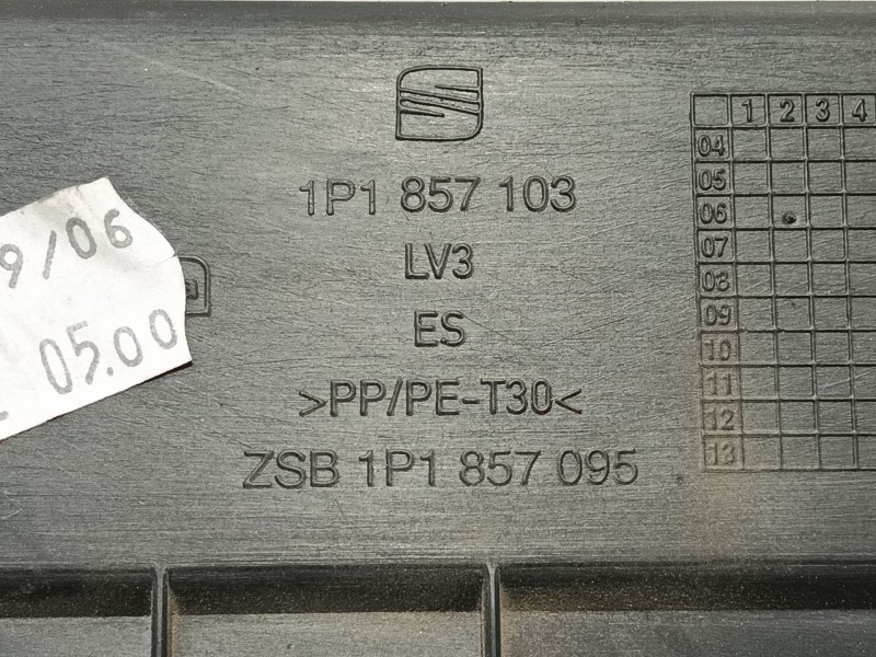 Recambio de guantera para seat leon (1p1) reference referencia OEM IAM   