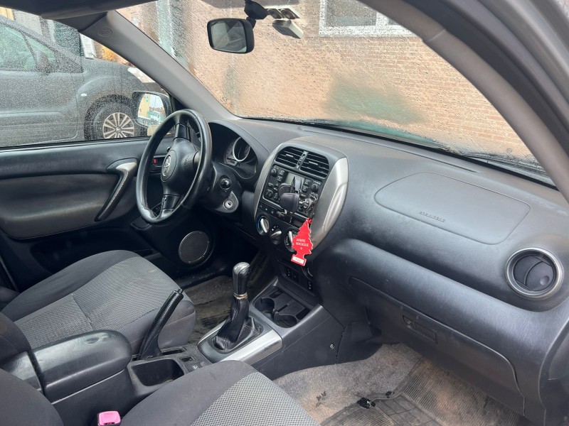 toyota rav 4 ii (_a2_) del año 2004