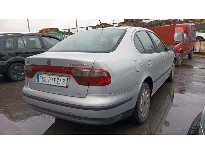 seat toledo ii (1m2) del año 2000