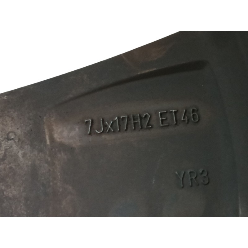 Recambio de llanta para skoda rapid spaceback (nh1) 1.6 tdi referencia OEM IAM 5JA601025H ET46 7Jx17H2