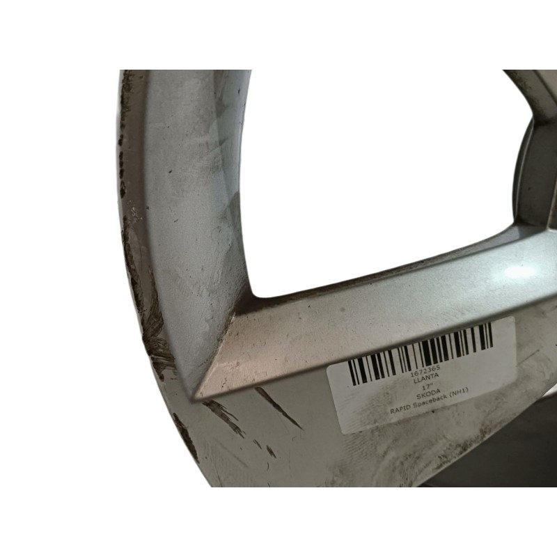 Recambio de llanta para skoda rapid spaceback (nh1) 1.6 tdi referencia OEM IAM 5JA601025H ET46 7Jx17H2