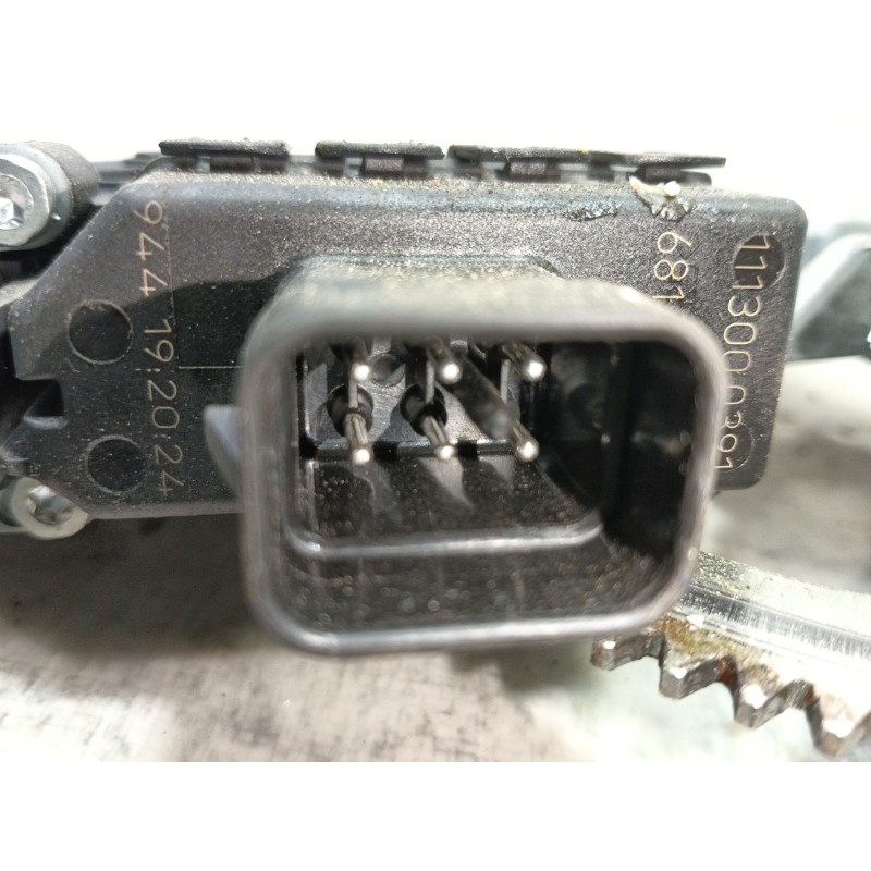 Recambio de elevalunas delantero derecho para opel astra h berlina cosmo referencia OEM IAM   