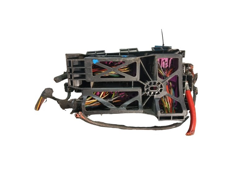 Recambio de caja reles / fusibles para opel astra h berlina cosmo referencia OEM IAM   