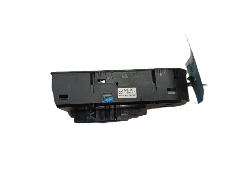 Recambio de mando elevalunas delantero izquierdo para opel astra h berlina cosmo referencia OEM IAM   