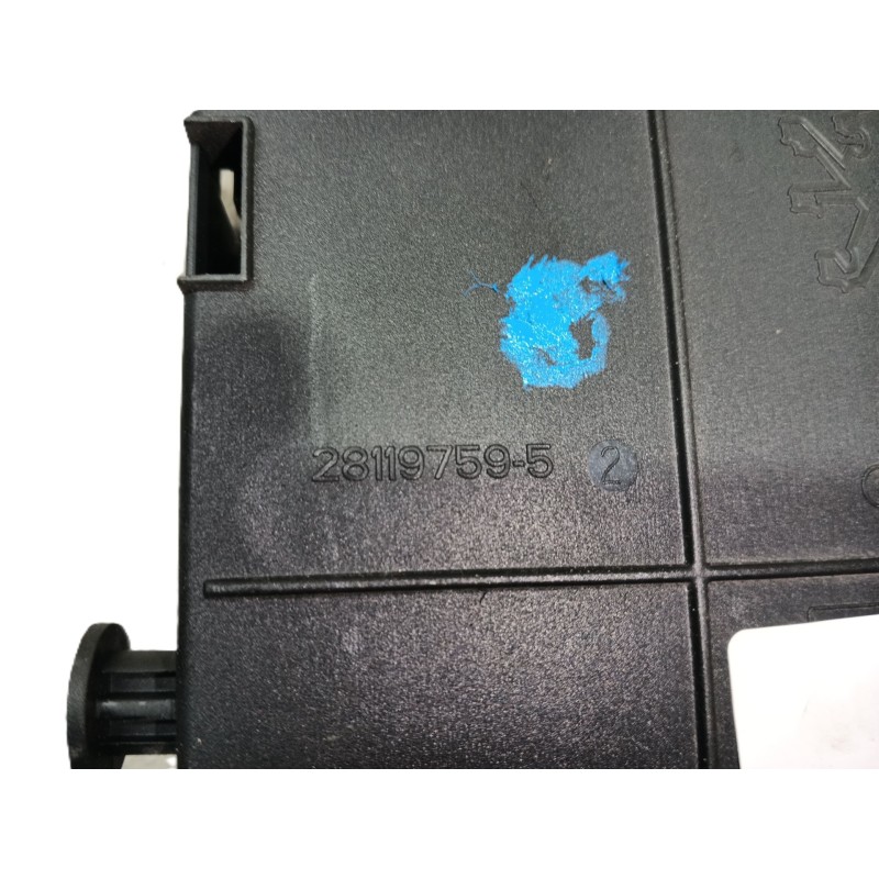 Recambio de caja reles / fusibles para peugeot 308 confort referencia OEM IAM   