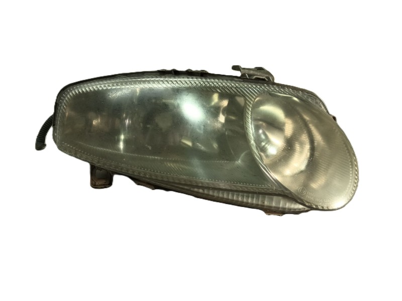 Recambio de faro derecho para alfa romeo 147 (190) 1.9 jtd distinctive referencia OEM IAM PARAPULIR PARA PULIR 