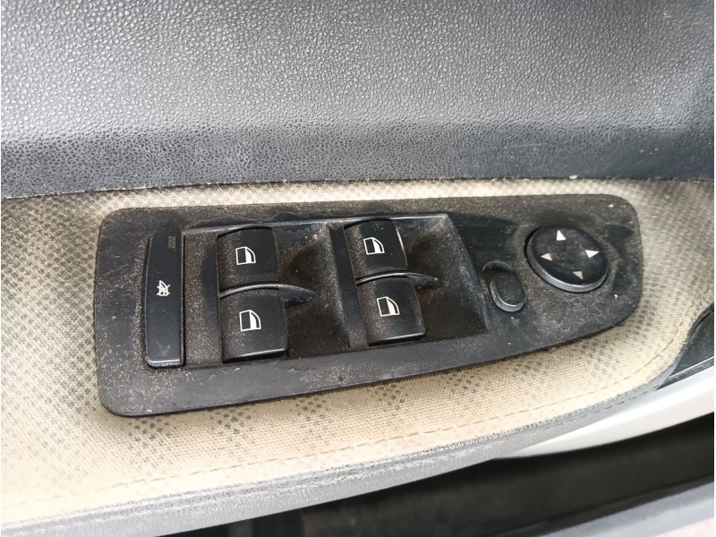 Recambio de puerta delantera izquierda para bmw 1 (e87) 118 d referencia OEM IAM COMPLETA  