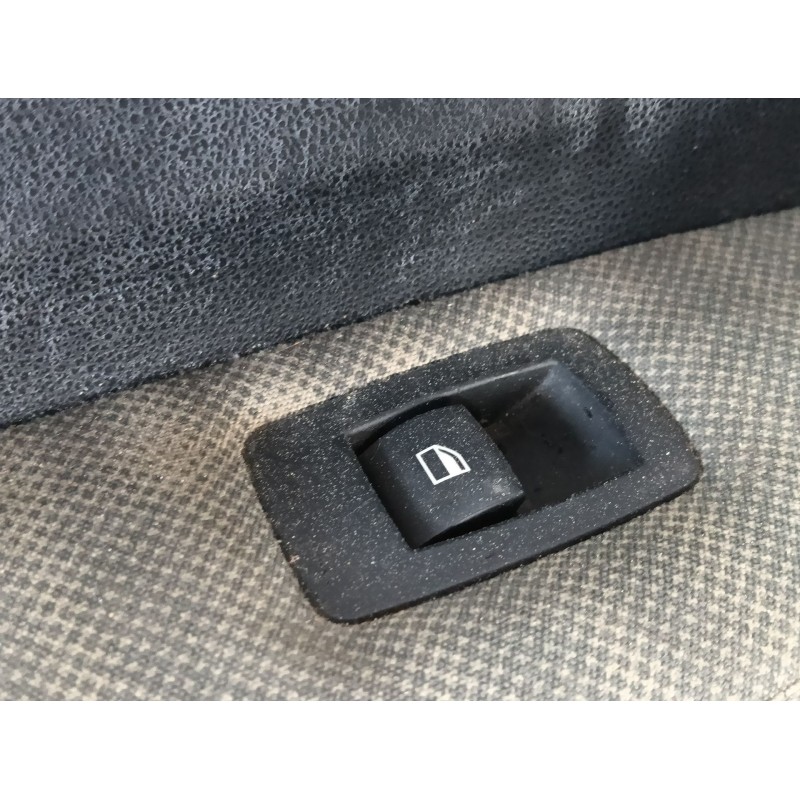 Recambio de puerta trasera izquierda para bmw 1 (e87) 118 d referencia OEM IAM COMPLETA  