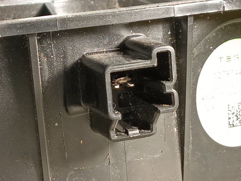 Recambio de altavoz para tesla model 3 (5yj3) ev awd referencia OEM IAM   