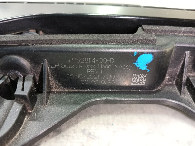 Recambio de maneta exterior delantera izquierda para tesla model 3 (5yj3) ev awd referencia OEM IAM   