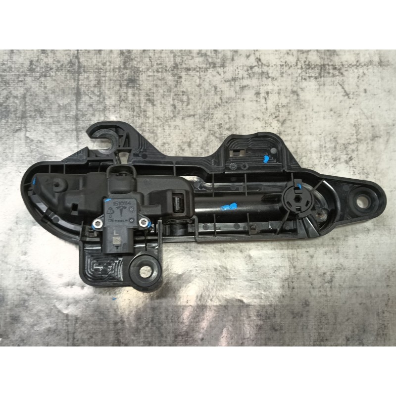 Recambio de maneta exterior delantera izquierda para tesla model 3 (5yj3) ev awd referencia OEM IAM   