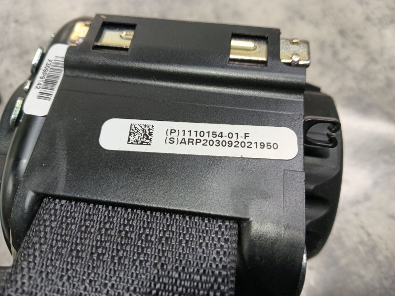 Recambio de cinturon seguridad trasero derecho para tesla model 3 (5yj3) ev awd referencia OEM IAM   