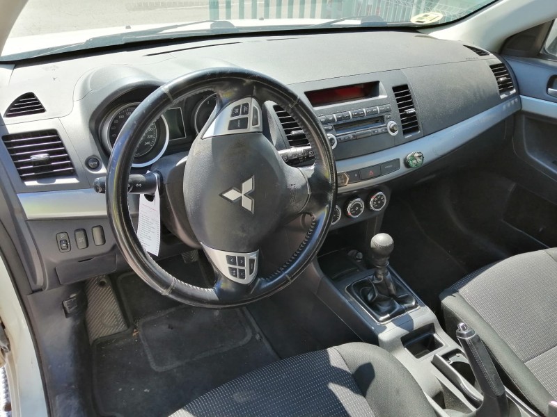 mitsubishi lancer viii (cy_a, cz_a) del año 2011