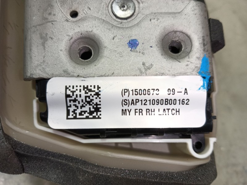 Recambio de cerradura puerta delantera derecha para tesla model 3 (5yj3) ev awd referencia OEM IAM   