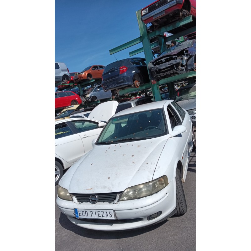 opel vectra b (j96) del año 2000