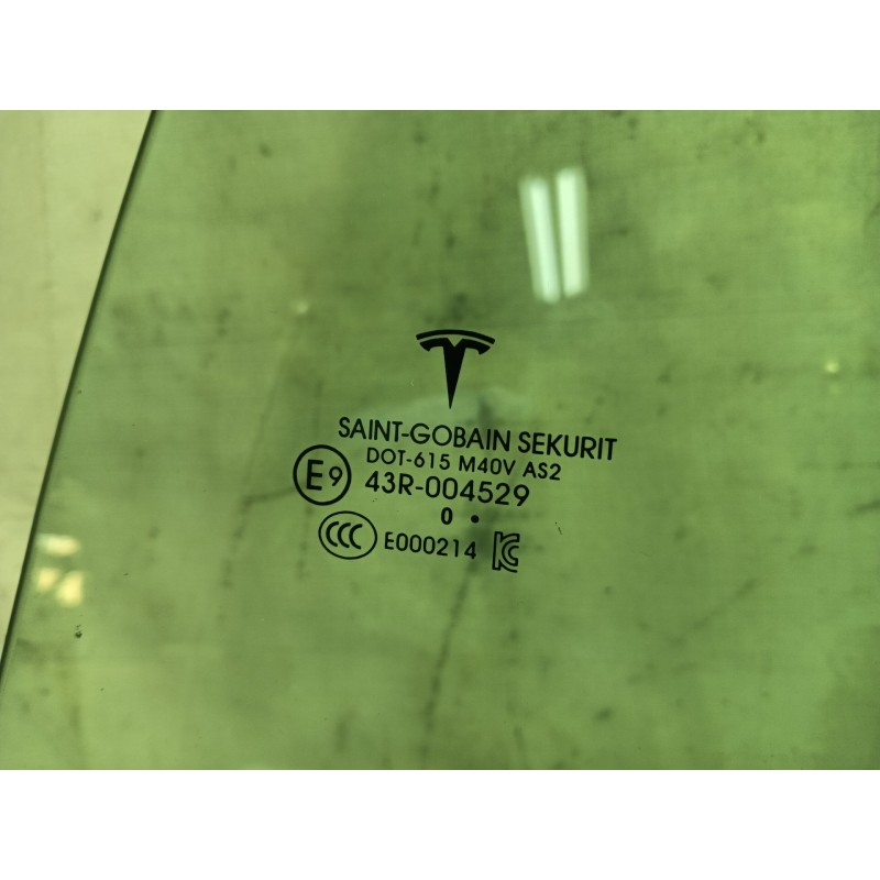 Recambio de luna trasera izquierda para tesla model 3 (5yj3) ev awd referencia OEM IAM   