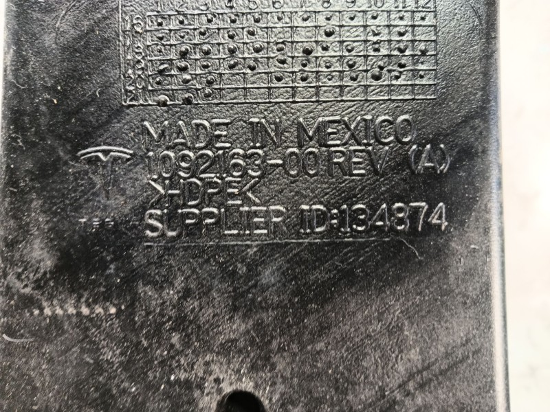 Recambio de aireadores para tesla model 3 (5yj3) ev awd referencia OEM IAM   