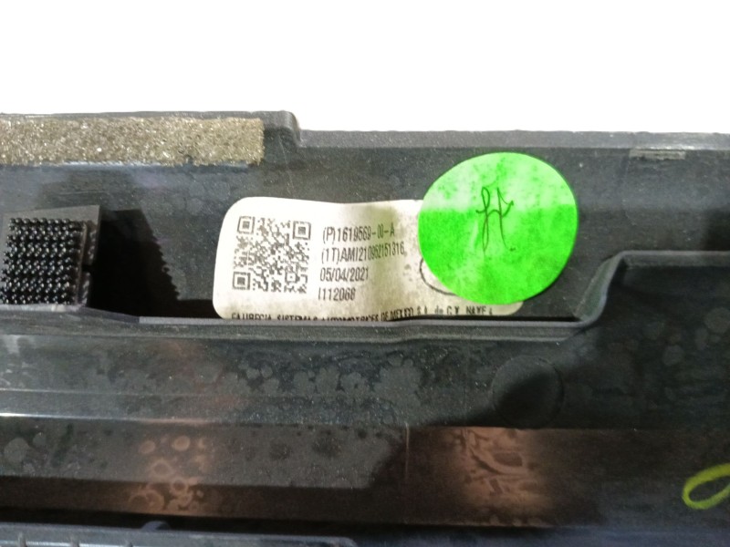 Recambio de salpicadero para tesla model 3 (5yj3) ev awd referencia OEM IAM   