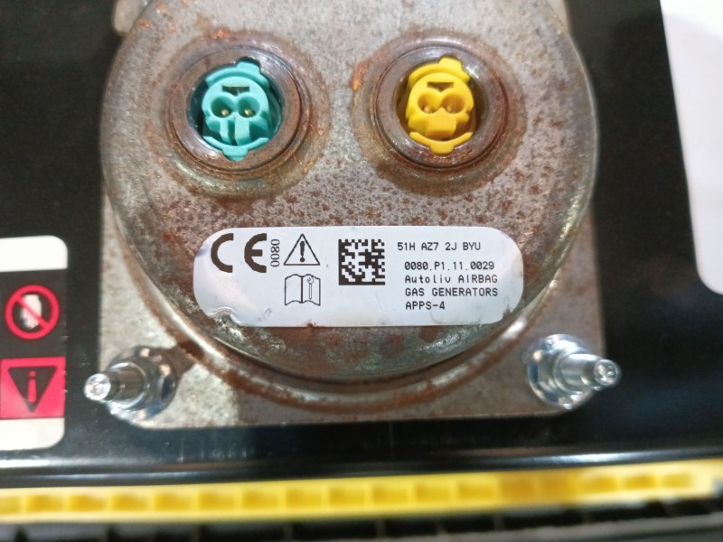 Recambio de salpicadero para tesla model 3 (5yj3) ev awd referencia OEM IAM   