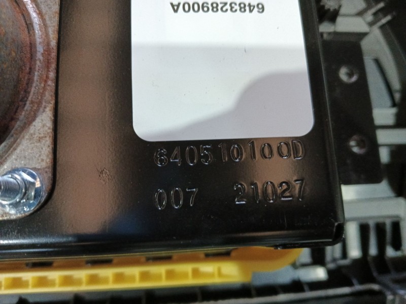 Recambio de salpicadero para tesla model 3 (5yj3) ev awd referencia OEM IAM   