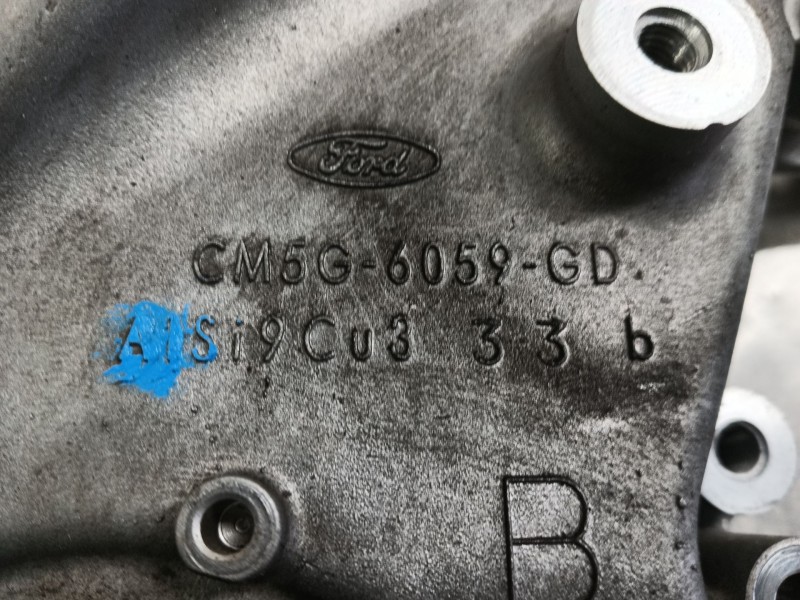 Recambio de tapa distribucion para ford c-max titanium referencia OEM IAM   