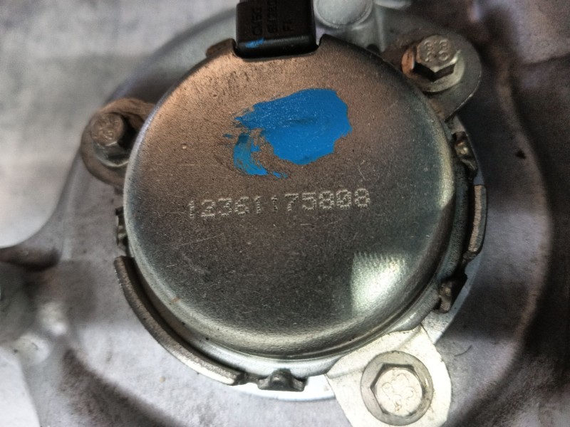 Recambio de tapa distribucion para ford c-max titanium referencia OEM IAM   