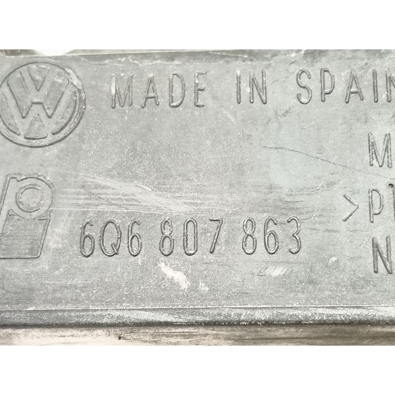 Recambio de refuerzo paragolpes trasero para volkswagen polo (9n1) conceptline referencia OEM IAM   