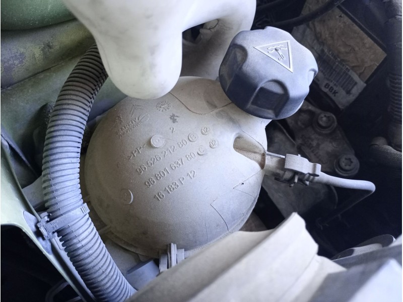 Recambio de deposito expansion para citroën c3 picasso (sh_) 1.6 hdi referencia OEM IAM   