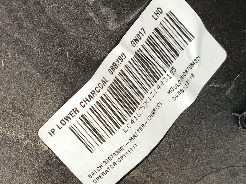 Recambio de salpicadero para ford fiesta (ccn) trend referencia OEM IAM   