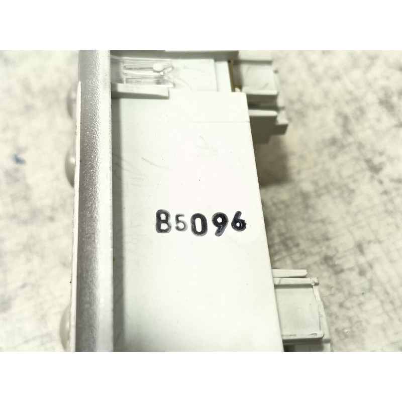 Recambio de luz interior para nissan qashqai ii suv (j11, j11_) 1.2 dig-t referencia OEM IAM   