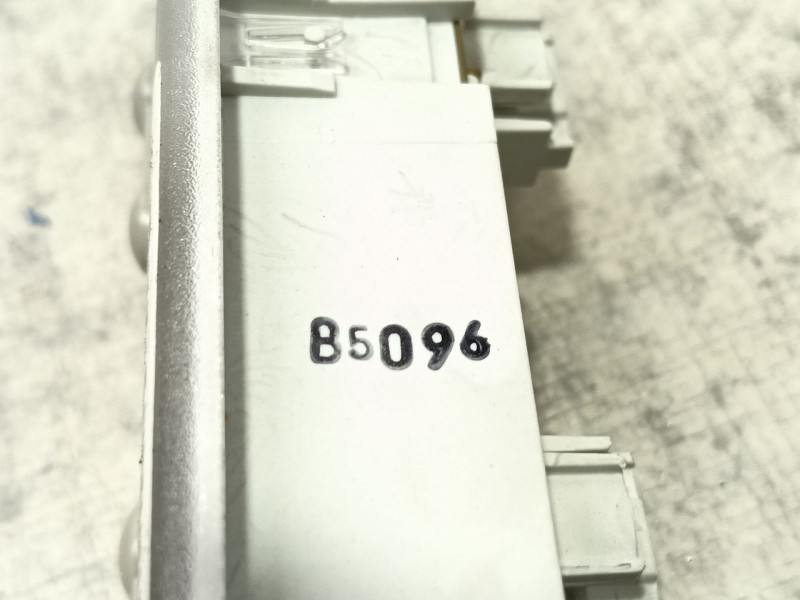 Recambio de luz interior para nissan qashqai ii suv (j11, j11_) 1.2 dig-t referencia OEM IAM   