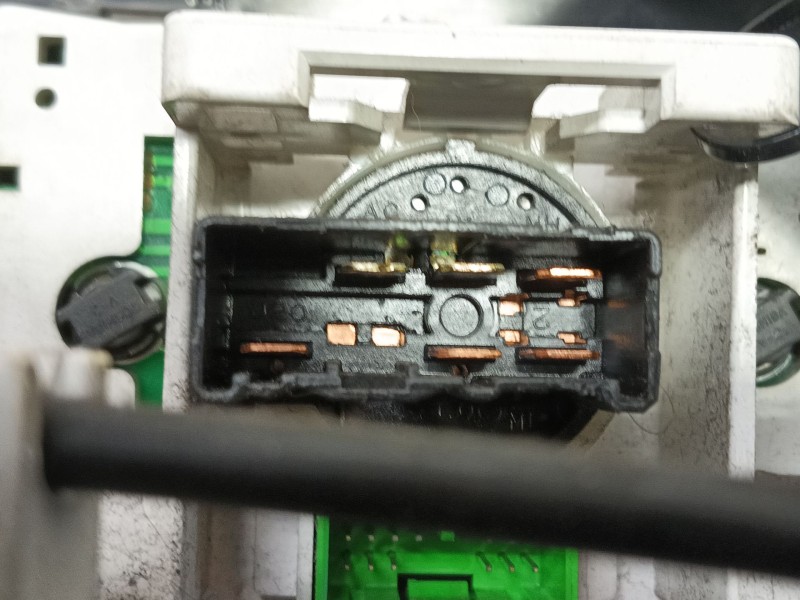 Recambio de mando calefaccion / aire acondicionado para suzuki swift iii (mz, ez) 1.3 ddis (rs 413d) referencia OEM IAM   