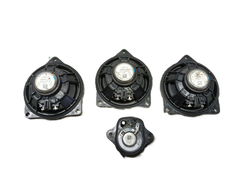 Recambio de altavoz para tesla model 3 (5yj3) ev awd referencia OEM IAM   