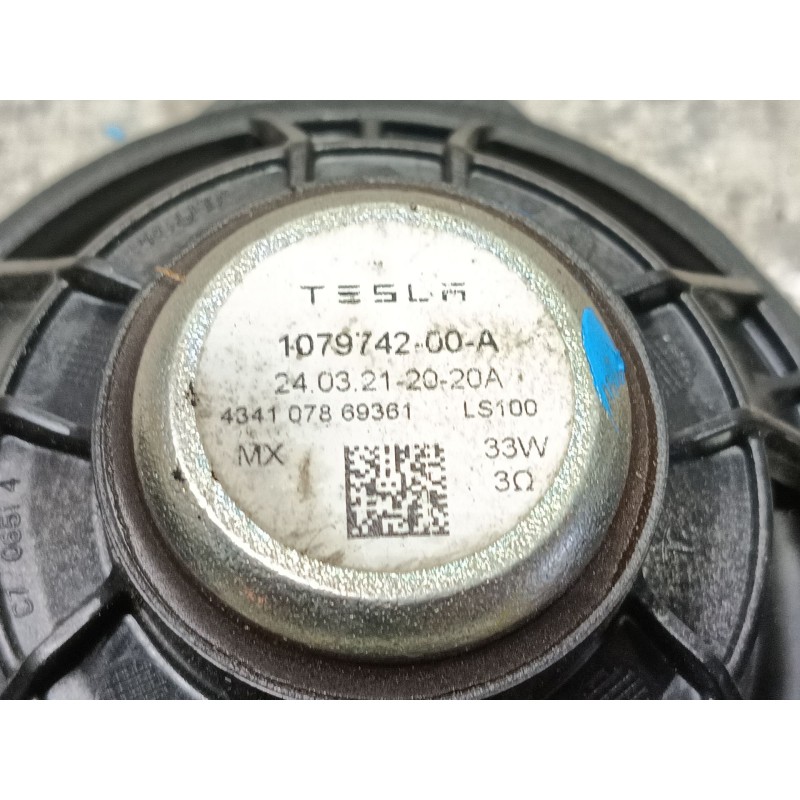 Recambio de altavoz para tesla model 3 (5yj3) ev awd referencia OEM IAM   