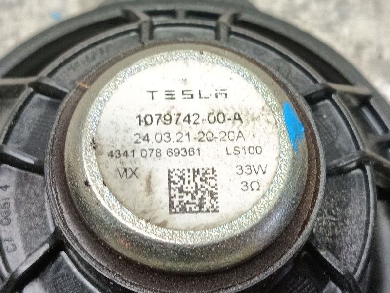 Recambio de altavoz para tesla model 3 (5yj3) ev awd referencia OEM IAM   