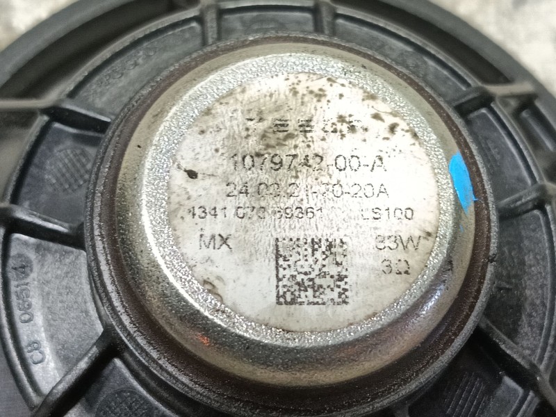 Recambio de altavoz para tesla model 3 (5yj3) ev awd referencia OEM IAM   