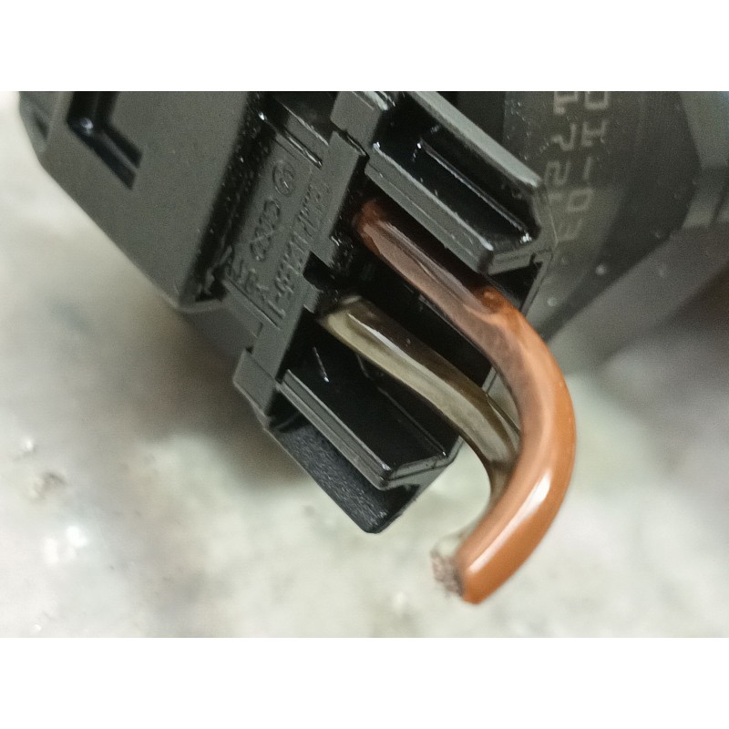 Recambio de inyector para seat alhambra (7v9) stella referencia OEM IAM   