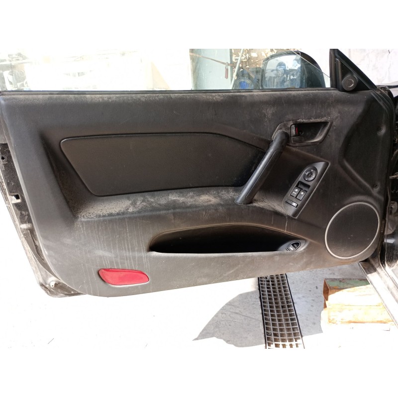 Recambio de guarnecido puerta delantera izquierda para hyundai coupe ii (gk) 1.6 16v referencia OEM IAM   