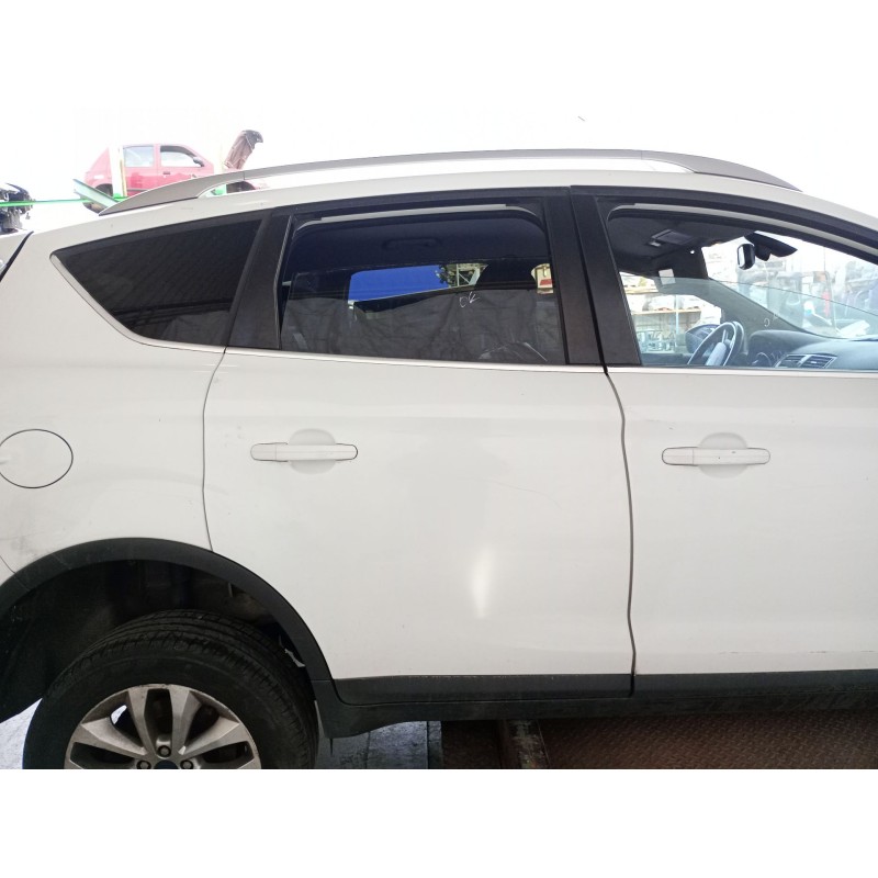 Recambio de puerta trasera derecha para ford kuga i 2.0 tdci 4x4 referencia OEM IAM   