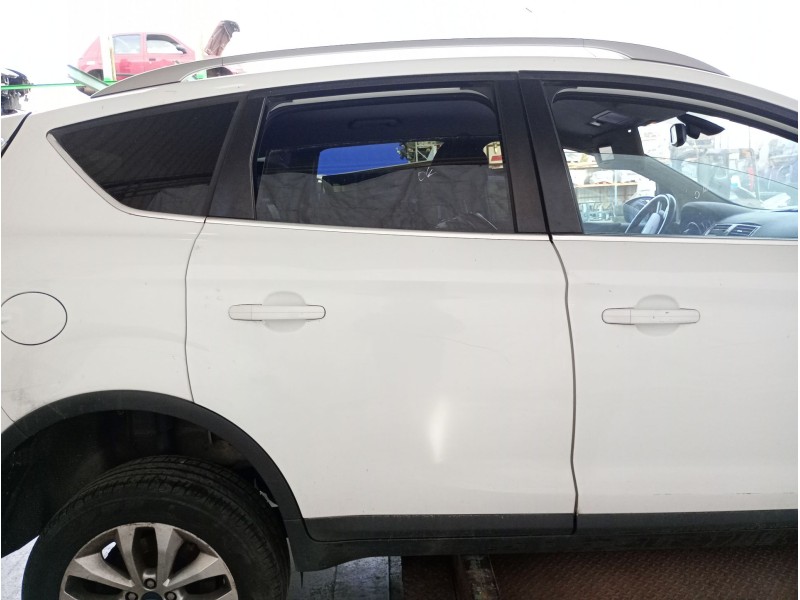 Recambio de puerta trasera derecha para ford kuga i 2.0 tdci 4x4 referencia OEM IAM   