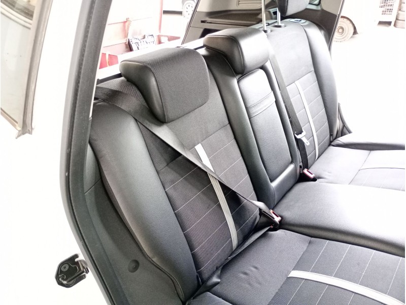 Recambio de cinturon seguridad trasero derecho para ford kuga i 2.0 tdci 4x4 referencia OEM IAM   