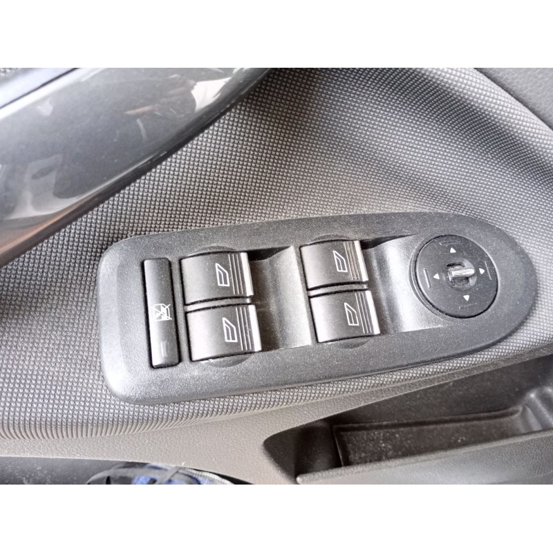 Recambio de mando elevalunas delantero izquierdo para ford kuga i 2.0 tdci 4x4 referencia OEM IAM   